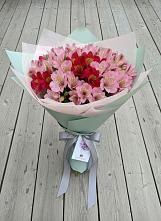 Букет цветов из:  Альстромерии в Ртищево