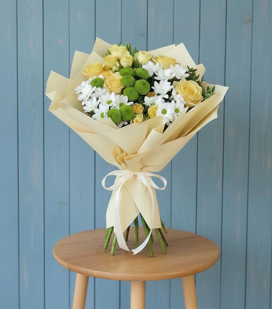 Букет цветов из: Хризантемы и Розы в Ртищево