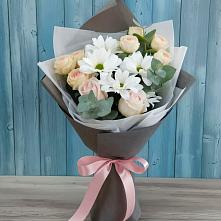 Букет цветов из:  Хризантемы и Розы в Ртищево