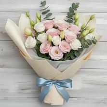 Букет цветов из:  Лизиантусы в Ртищево