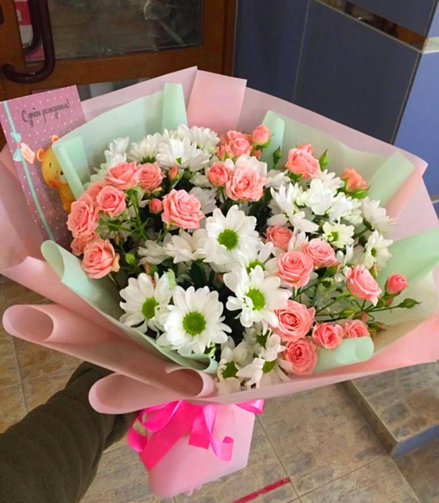 Букет цветов из: Розы и Хризантемы в Ртищево