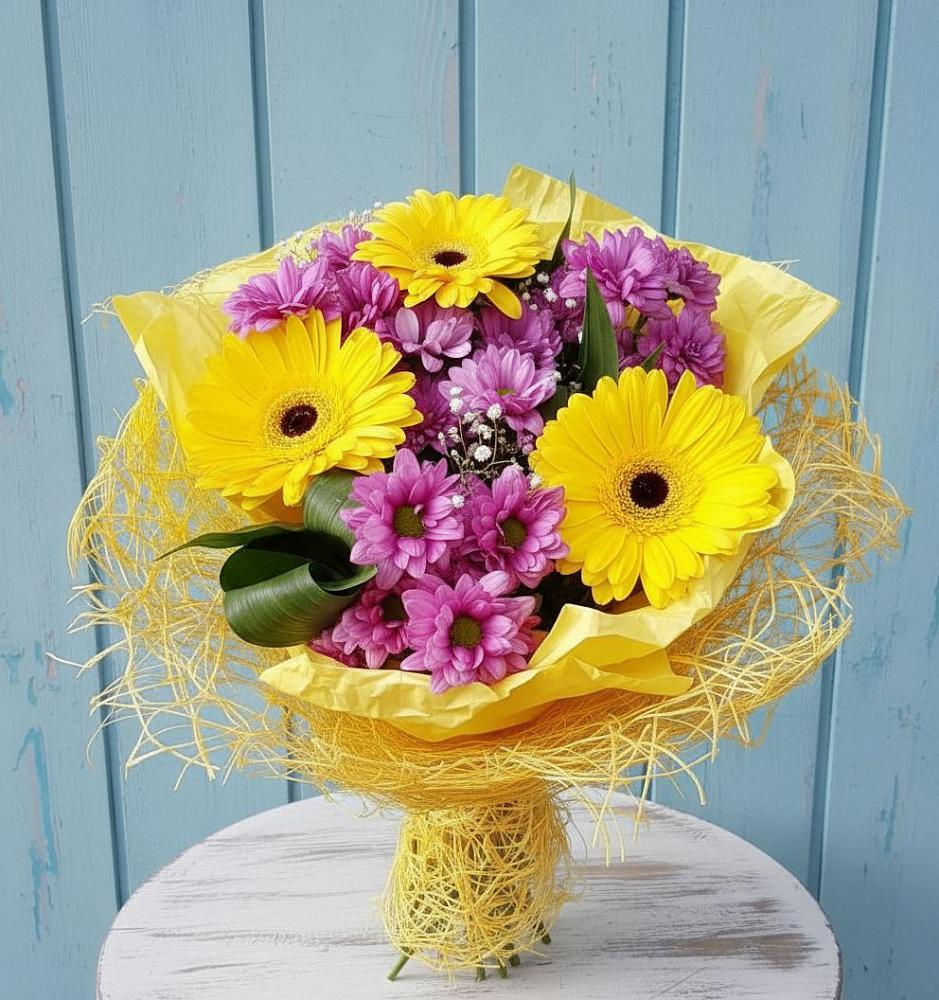Букет цветов из: Хризантемы и Герберы в Ртищево