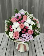 Букет цветов из:  Альстромерии, Гвоздики, Розы и Хризантемы в Ртищево