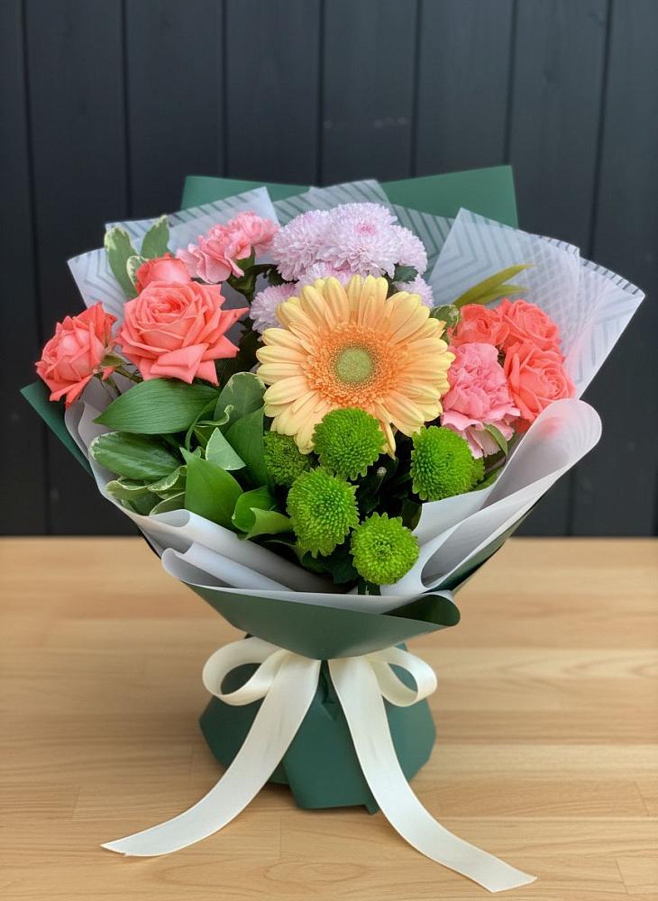 Букет цветов из: Гвоздики, Розы, Герберы и Хризантемы в Ртищево